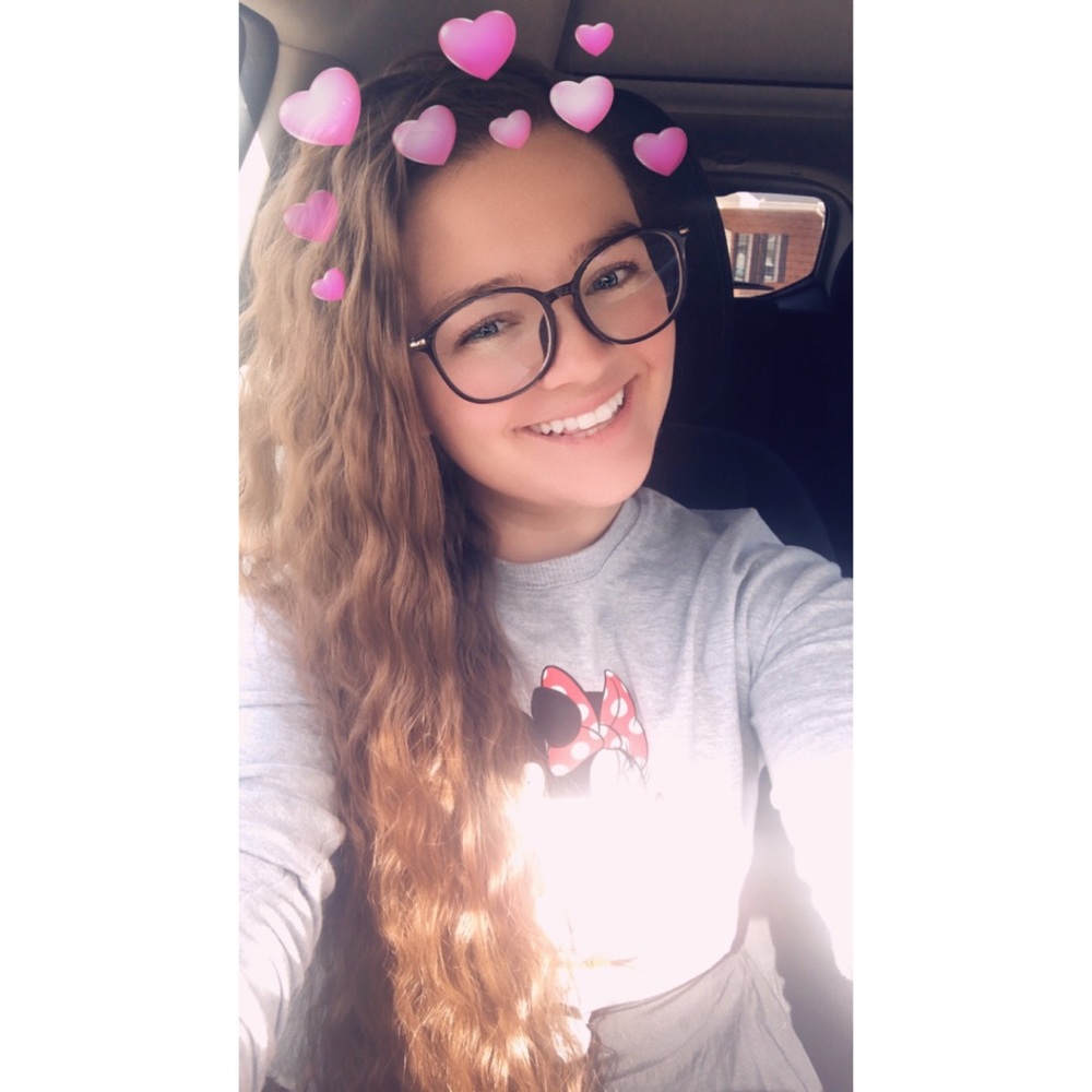 Meet your Posher, Celina